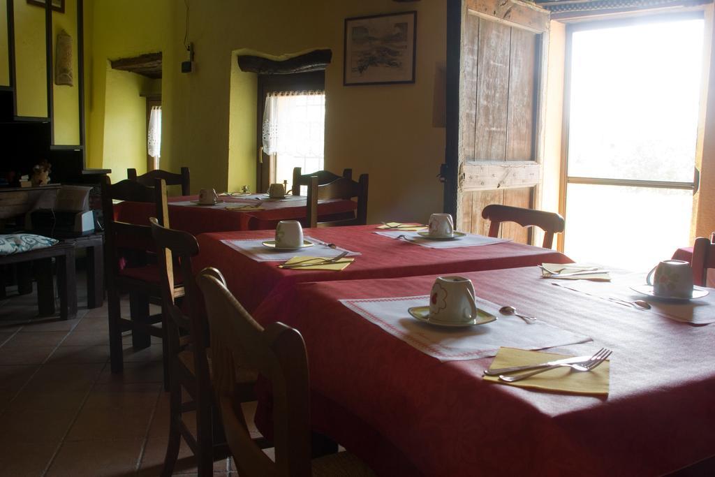 Bed and Breakfast Arco Dei Nobili Монфорте-д'Альба Экстерьер фото